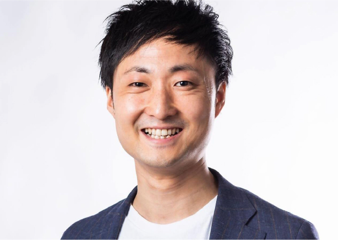 稲見益輔 氏